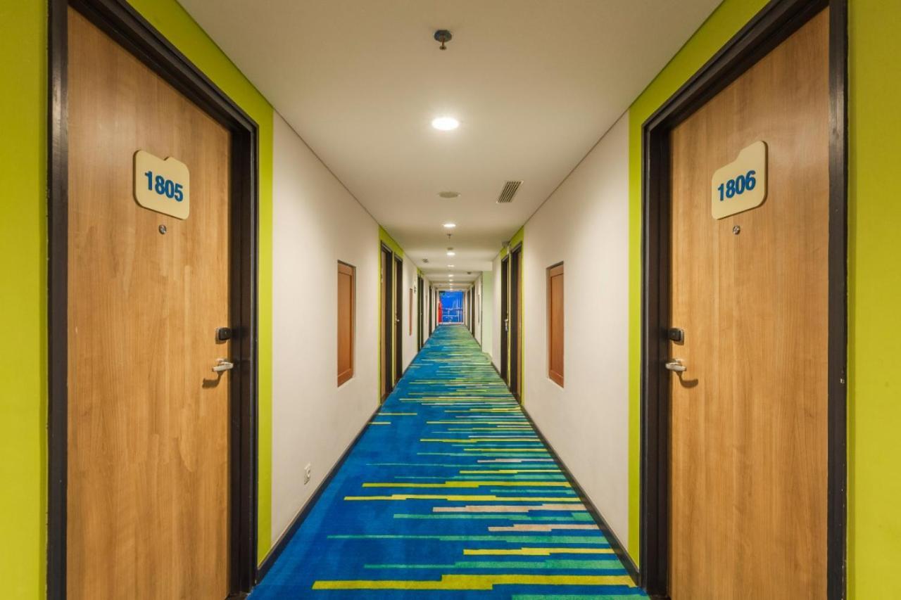 Deka Hr Muhammad Hotel Surabaya